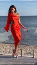 Load image into Gallery viewer, Spotlight Stealing Dress
